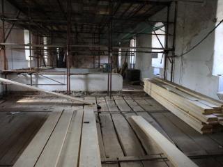 Rekonstrukce hradu (a: web)