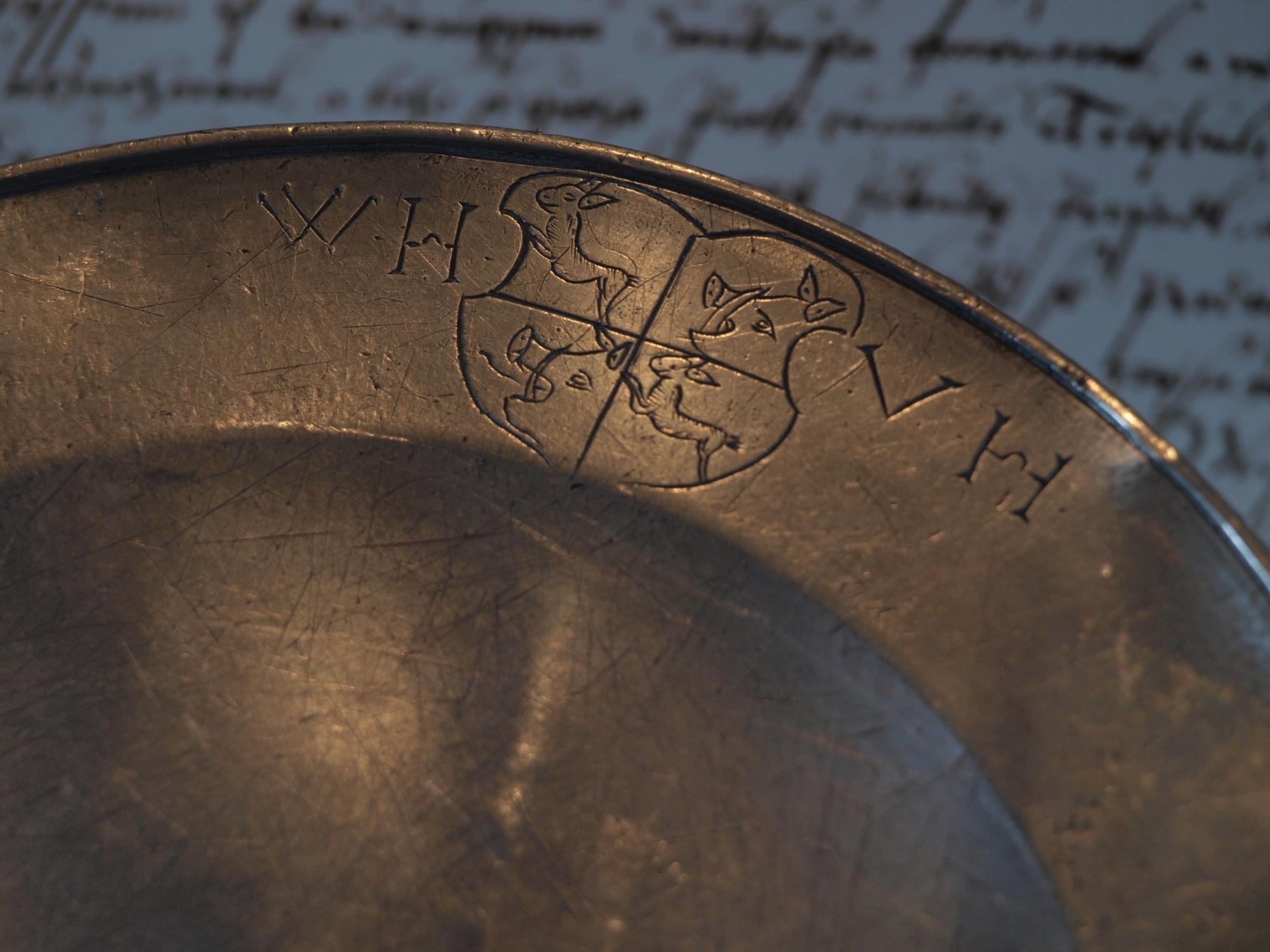 Cínový talíř Václava Zajíce z Hazmburka, sbírka muzea